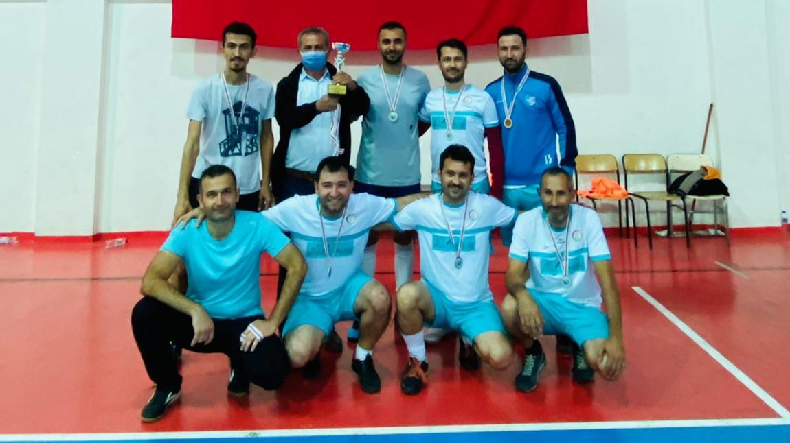 Öğretmenler Futsal Turnuvasında 2. Olduk